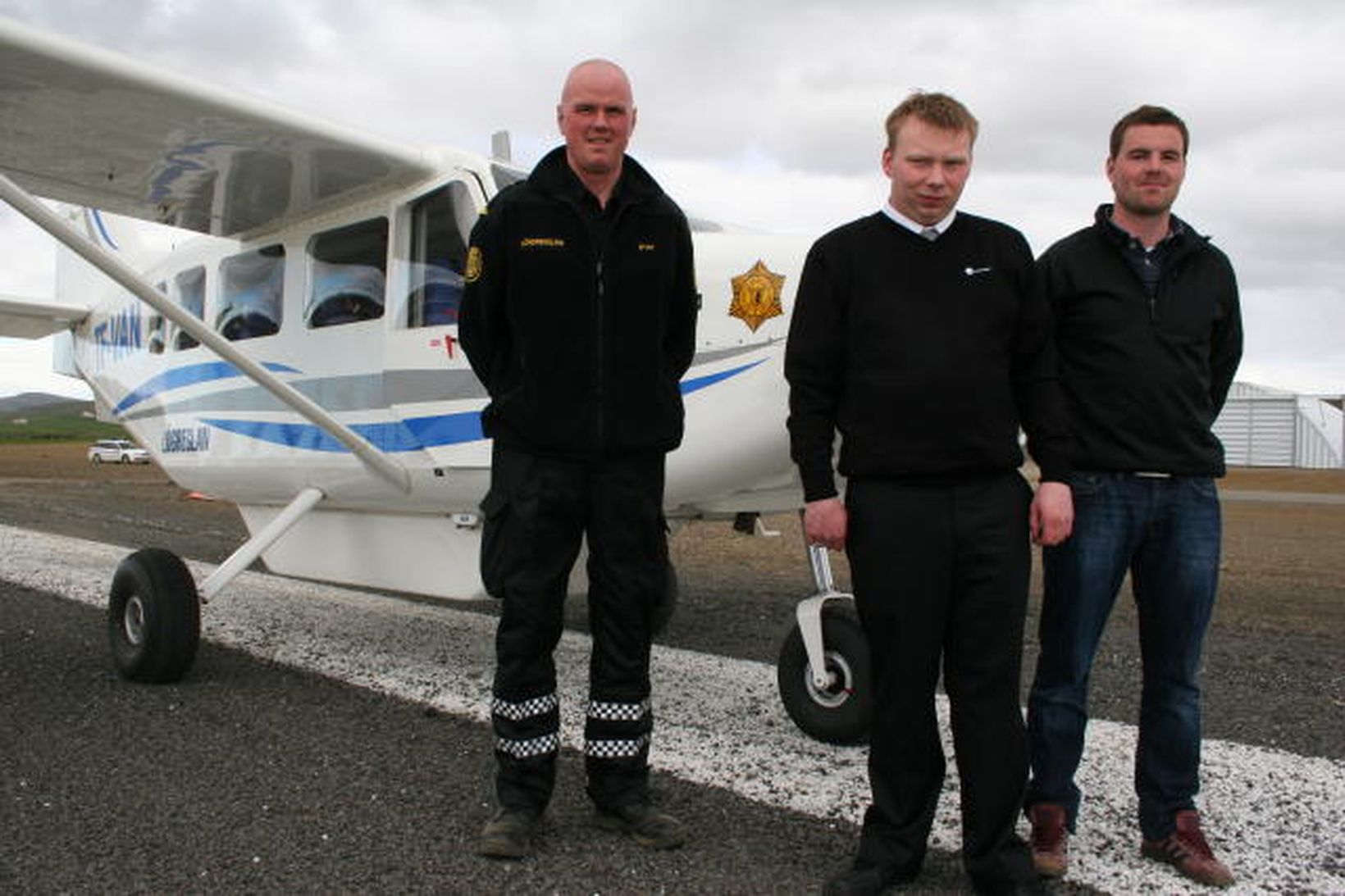 Á flugvellinum á Stórakroppi í Borgarfirði þegar búið var að …