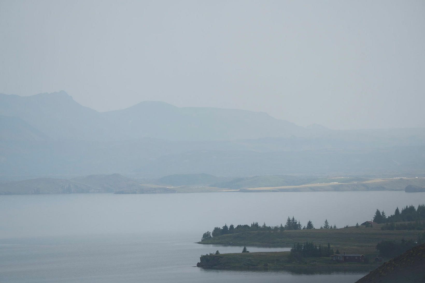 Gosmóða við Þingvallavatn.