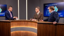 Baráttan hefst: Innan við ár í kosningar