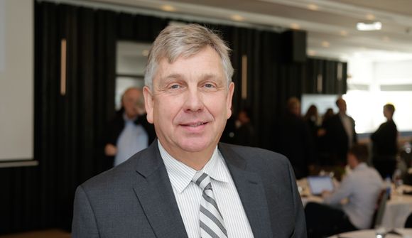 Loforðin lýsa vanda stjórnmálanna