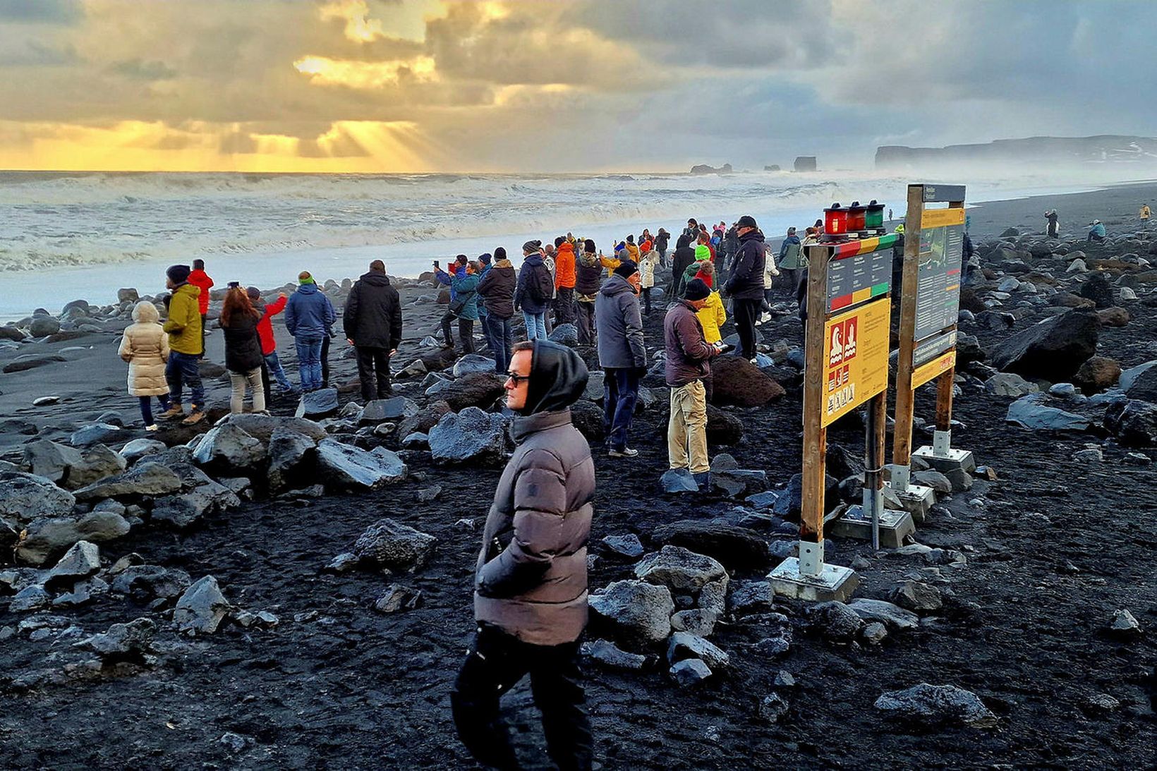 Vöxtur í ferðaþjónustu verður þó nokkuð minni en hann var …