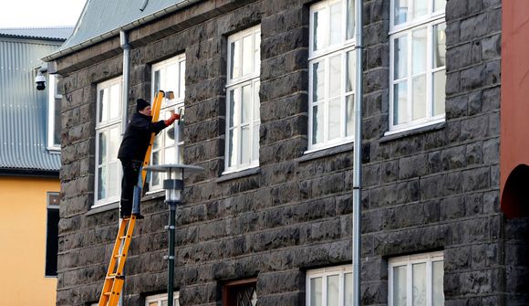 Sex milljarðar greiddir í tekjufallsstyrki