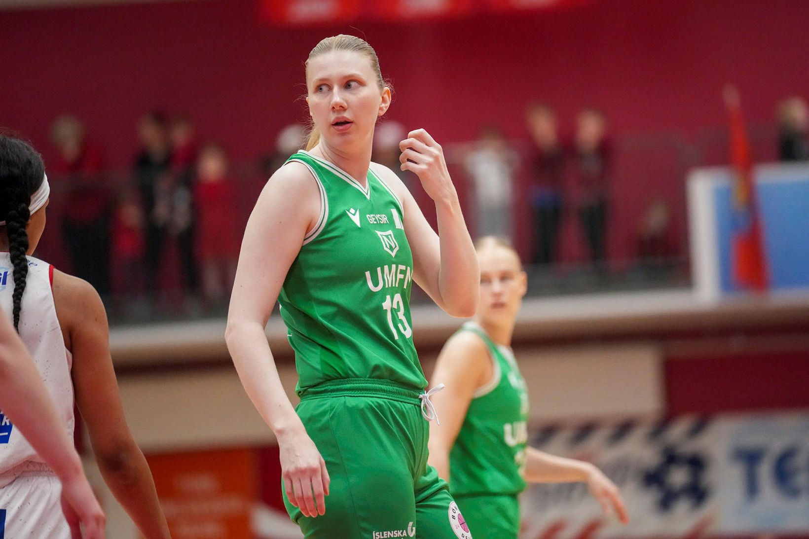 Eygló Kristín Óskarsdóttir skoraði átta stig í leiknum í kvöld.