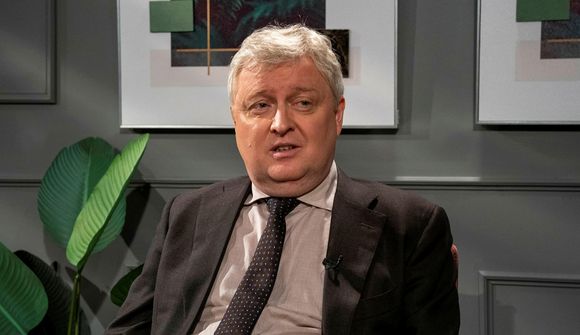 Bjarni sagði sig úr VG